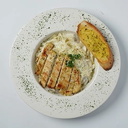 Fettuccine Alfredo Pasta